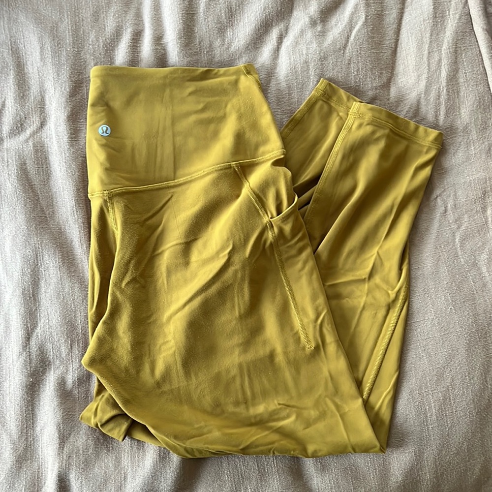 Lululemon leggings